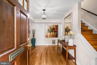 5801 Devonshire Dr in Bethesda, MD - Building Photo - Building Photo