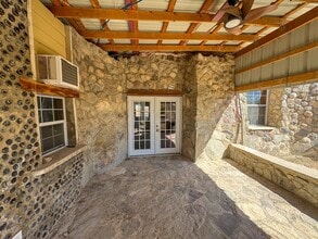 400 N Smiling Dog Trail in Alpine, TX - Building Photo - Building Photo