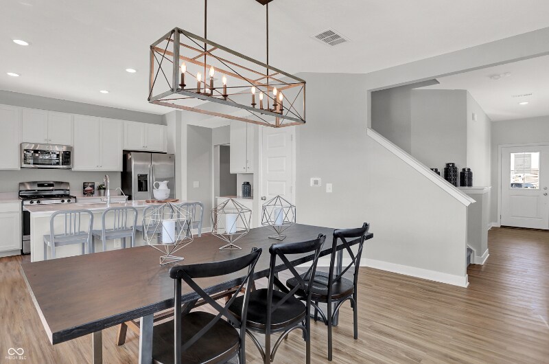 6589 Halsey St in Zionsville, IN - Building Photo