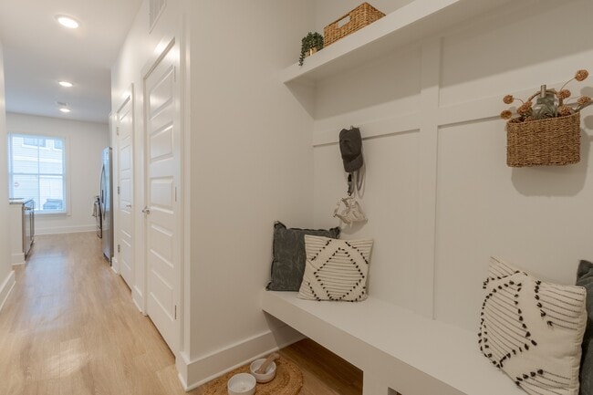 The Merchant in Charleston, SC - Foto de edificio - Building Photo