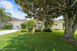 816 Autumn Glen Dr in Melbourne, FL - Building Photo