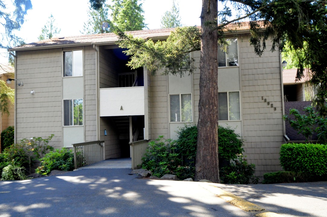 Parkwood Apartments in Lynnwood, WA - Foto de edificio