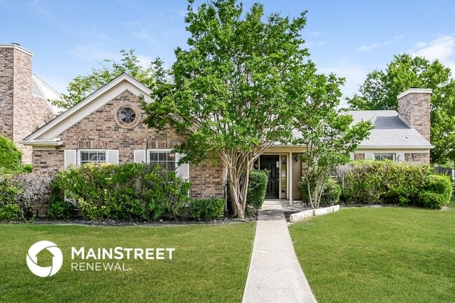 property at 909 Eagle Dr