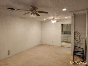 724 N Dwight St in Pampa, TX - Building Photo - Building Photo