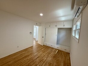 716 S Walnut Ave in Brea, CA - Foto de edificio - Building Photo