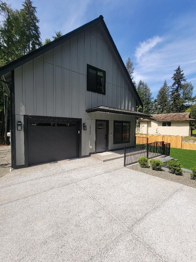 18545 Woodside Dr SE in Yelm, WA - Building Photo - Building Photo