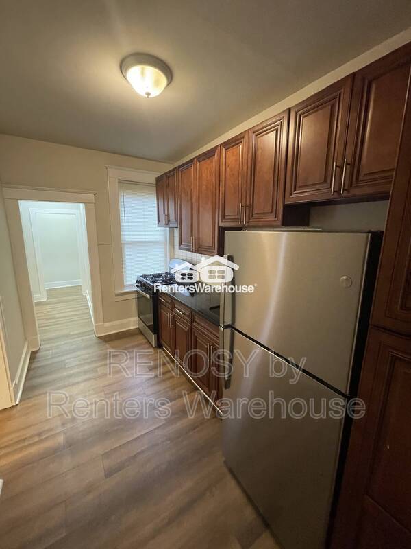 2855 W Cold Spring Ln in Baltimore, MD - Building Photo - Building Photo
