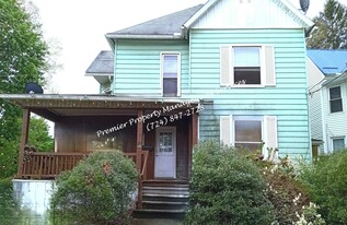 22 Franklin St in Greenville, PA - Building Photo