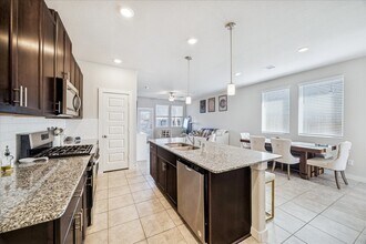 5547 Madden Ln in Houston, TX - Building Photo - Building Photo