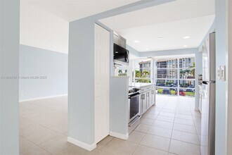 601 Three Islands Boulevard in Hallandale Beach, FL - Building Photo - Building Photo