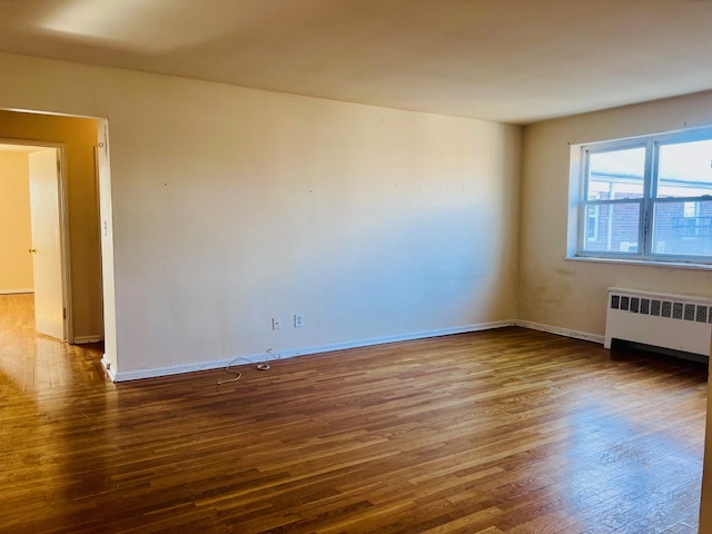 403 Park Ave, Unit M in Rutherford, NJ - Building Photo