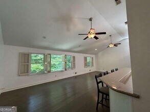 345 Ridgeview Trail in Atlanta, GA - Building Photo - Building Photo