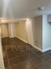 1523 W Pratt St photo'