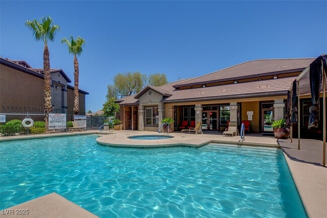 property at 45 Maleena Mesa St