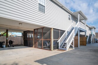 415 Greenville Ave in Carolina Beach, NC - Building Photo - Building Photo