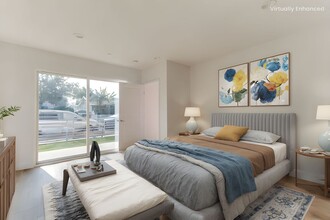 2409 Carmona Ave in Los Angeles, CA - Building Photo - Building Photo