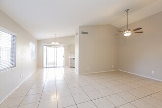 2838 S 64th Dr in Phoenix, AZ - Building Photo - Building Photo