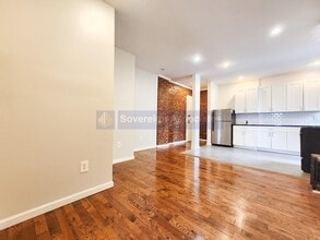 117 Post Ave, Unit 3H in New York, NY - Building Photo - Building Photo