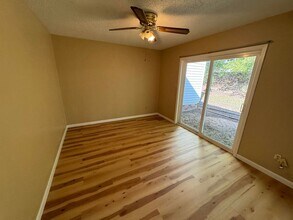 2010 Fitzhugh St in Batesville, AR - Building Photo - Building Photo