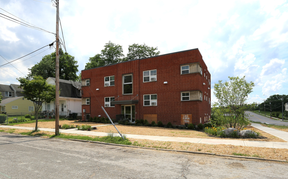 3471 Fernside Pl in Cincinnati, OH - Building Photo