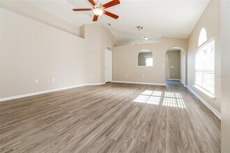 3552 Fyfield Ct in Land O Lakes, FL - Building Photo - Building Photo