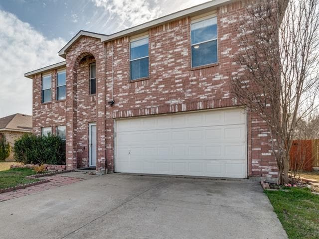 740 Lovern St in Cedar Hill, TX - Building Photo - Building Photo