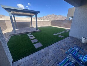 2908 Moulin Hts St in Las Vegas, NV - Building Photo - Building Photo