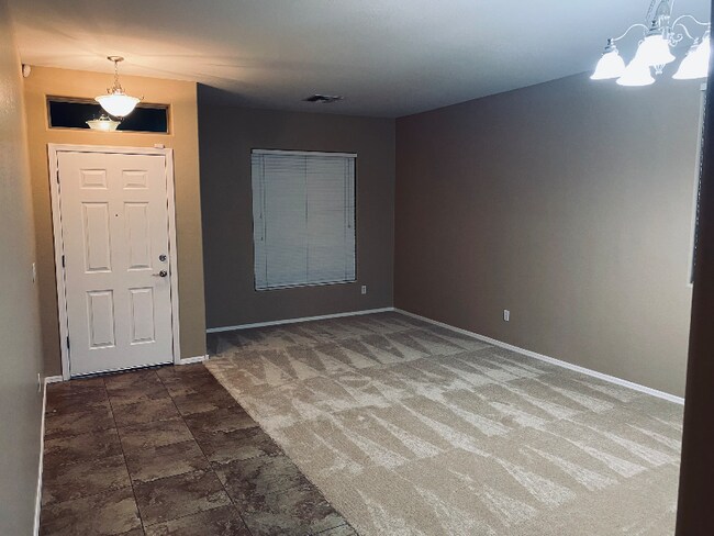 3710 W Lydia Ln in Phoenix, AZ - Building Photo - Building Photo