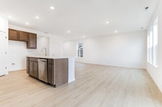 15230 S Hepworth Ct in Plainfield, IL - Building Photo - Building Photo