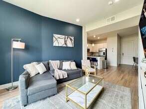 2901 Indiana St in Dallas, TX - Building Photo - Building Photo