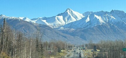 3175 W Riverdell Dr in Wasilla, AK - Building Photo - Building Photo