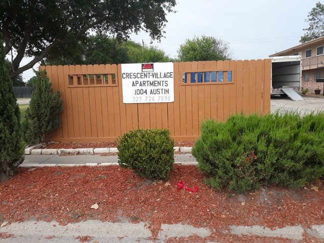 Crescent Village in Portland, TX - Building Photo - Building Photo