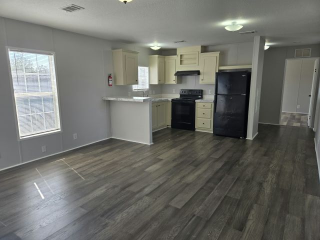 1234 Reynolds Rd in Lakeland, FL - Building Photo - Building Photo