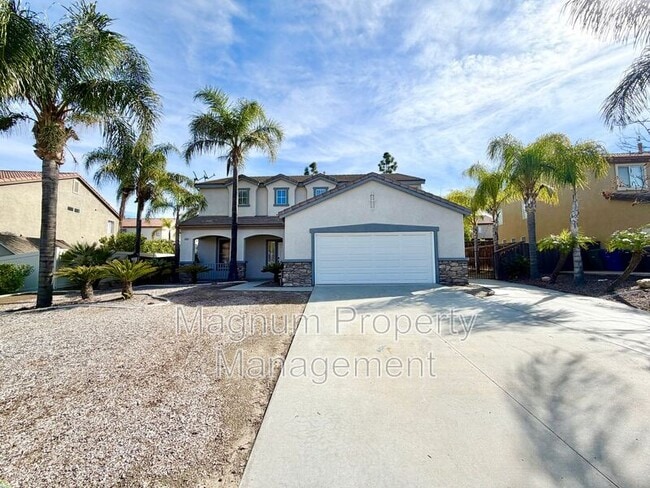 8182 Bon View Dr in Riverside, CA - Building Photo - Building Photo