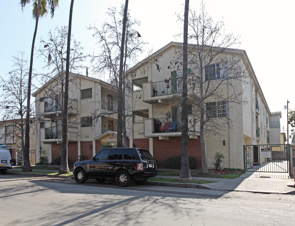 244-250 E Nevada St in Long Beach, CA - Building Photo