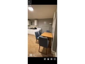 7721 13th St in Burnaby, BC - Building Photo