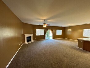 11502 Sangrado Dr in Bakersfield, CA - Building Photo - Building Photo