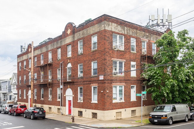 85 Ann St in Staten Island, NY - Foto de edificio - Building Photo