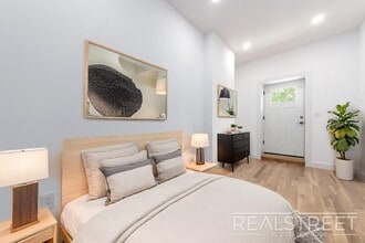 Brand New 3 Bed 2 Bath Parlor Floor in Rid in Ridgewood, NY - Building Photo - Building Photo
