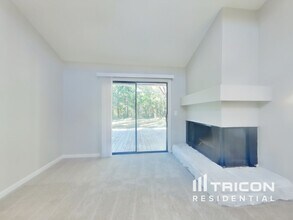 6751 Alisma Ln in Jacksonville, FL - Building Photo - Building Photo