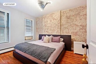 344 W 49th St in New York, NY - Building Photo - Building Photo
