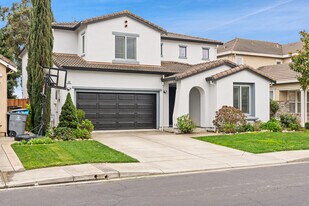 183 Hearthstone Dr in American Canyon, CA - Building Photo