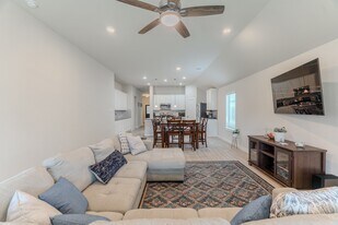 22035 Juniper Crossing Dr in Roman Forest, TX - Building Photo