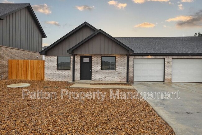 14411 Periwinkle Dr