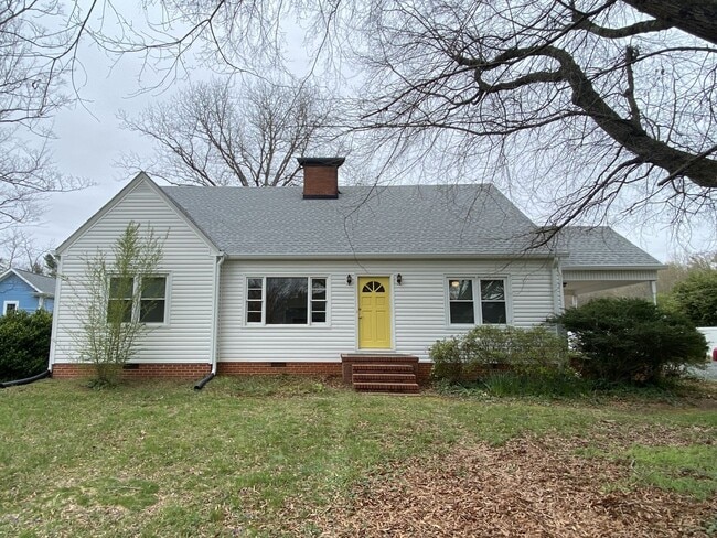 property at 4025 Robinhood Rd