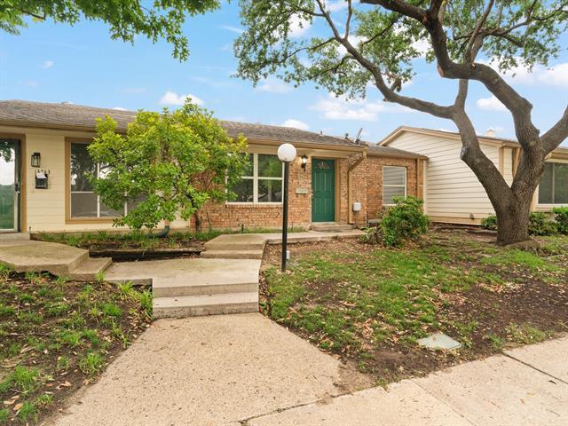 13745 Brookgreen Cir