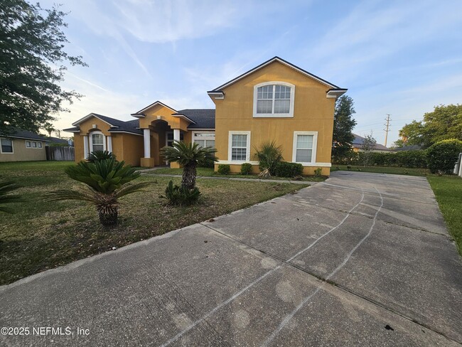 property at 10153 Carriage House Ct