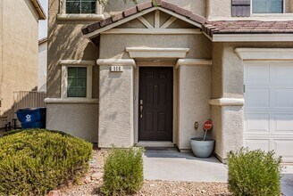 116 Trumphet Lilly Ave in Las Vegas, NV - Building Photo - Building Photo