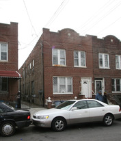 579 Bradford St Apartments