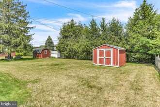 915 Springhaven Rd in Springfield, PA - Building Photo - Building Photo